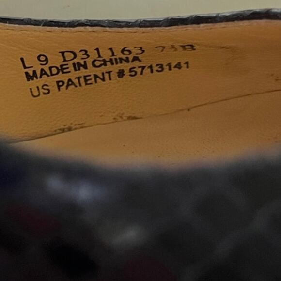 Cole Haan  Peep Toe Heels 7.5B Blue Snakeskin Embossed Leather Classic Preppy - Picture 4 of 12